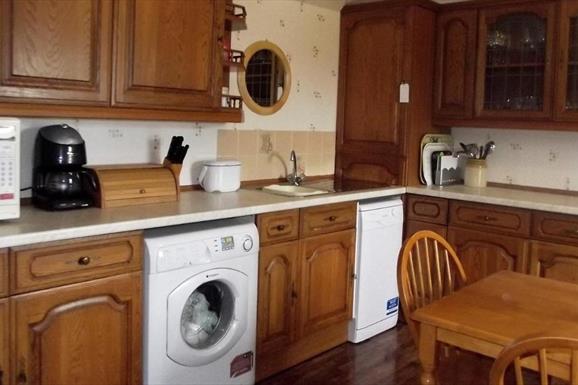 Taigh Na Casag kitchen