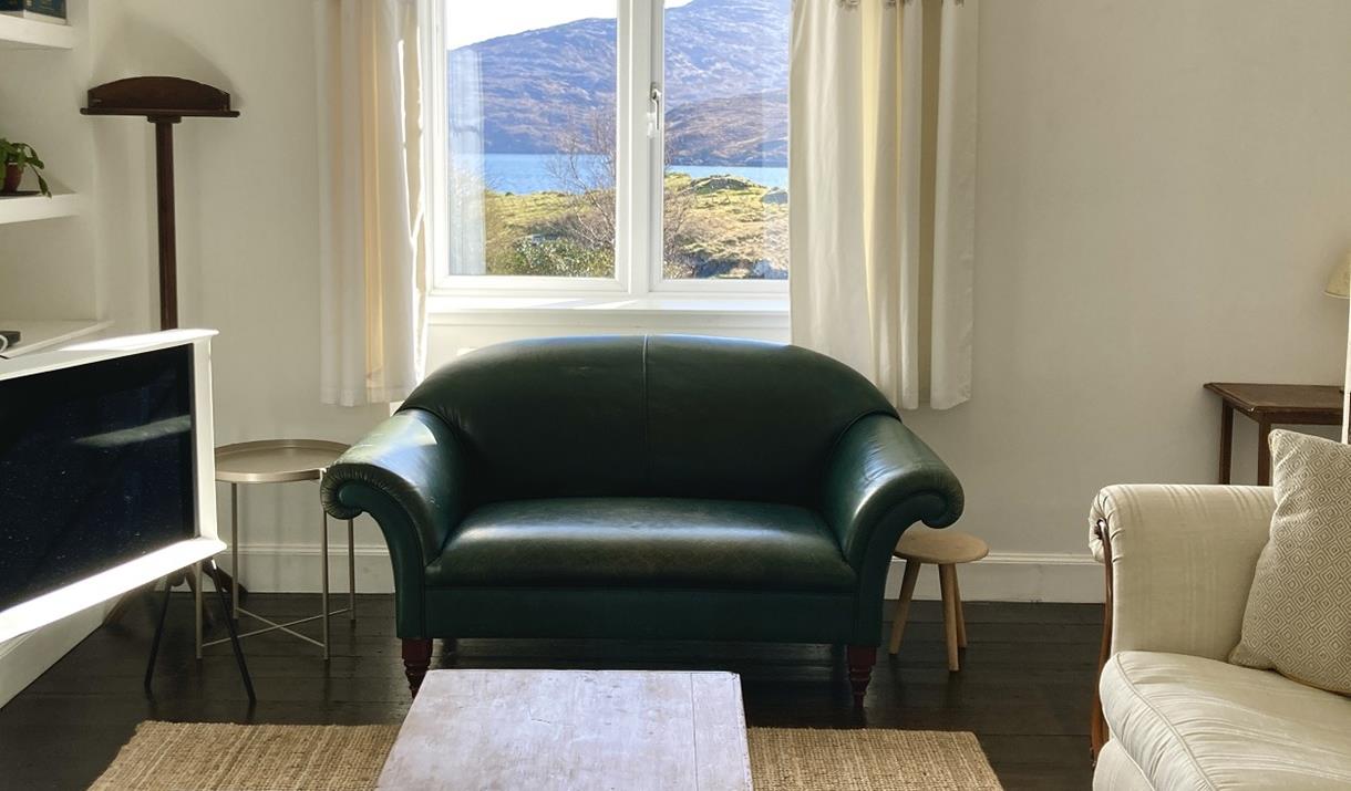 Lounge Old Mission House, Maraig
