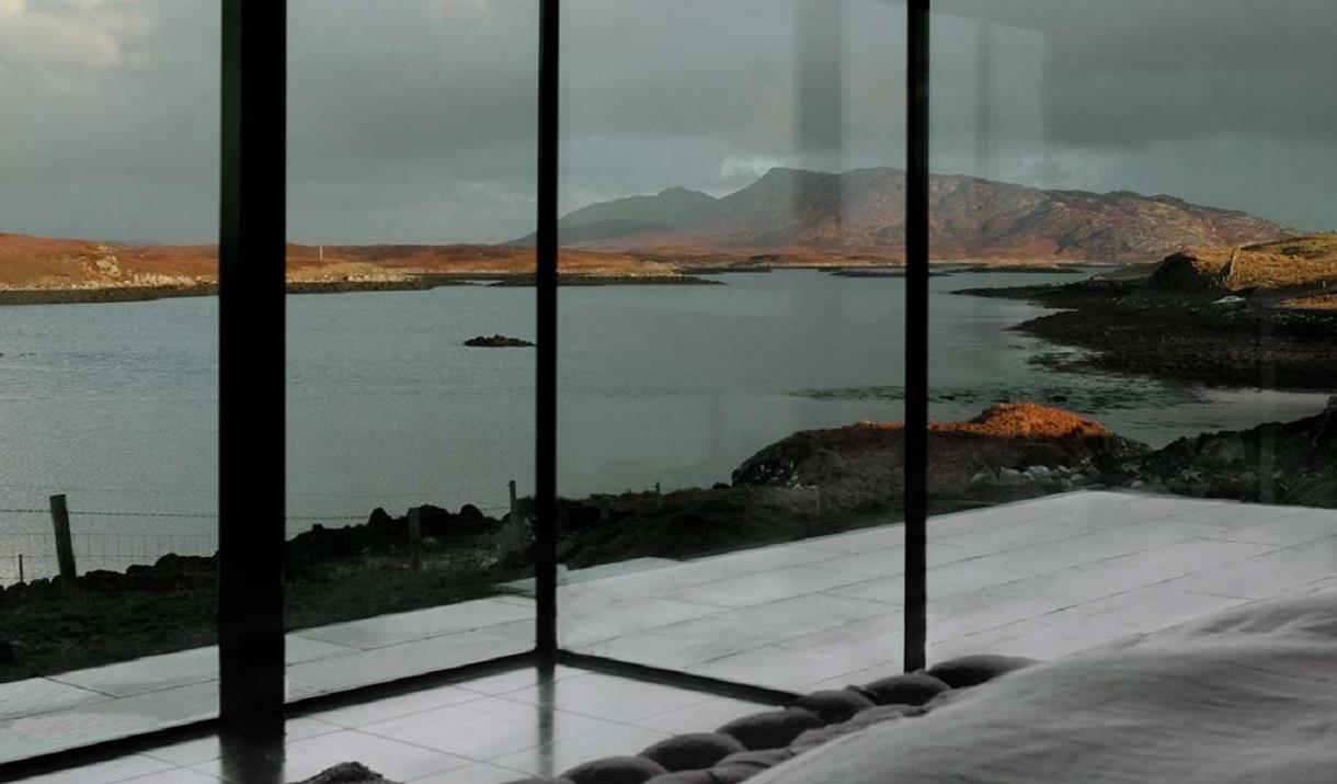 Beacon Light loch view