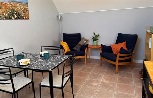 Dùn Beag dining table