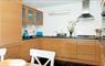 3 Sail Loft kitchen