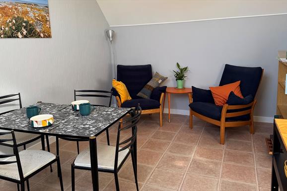 Dùn Beag dining table