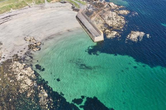 Bayble beach and pier