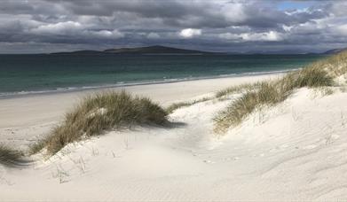 Berneray West Beach - Esther Sinmiraranadie